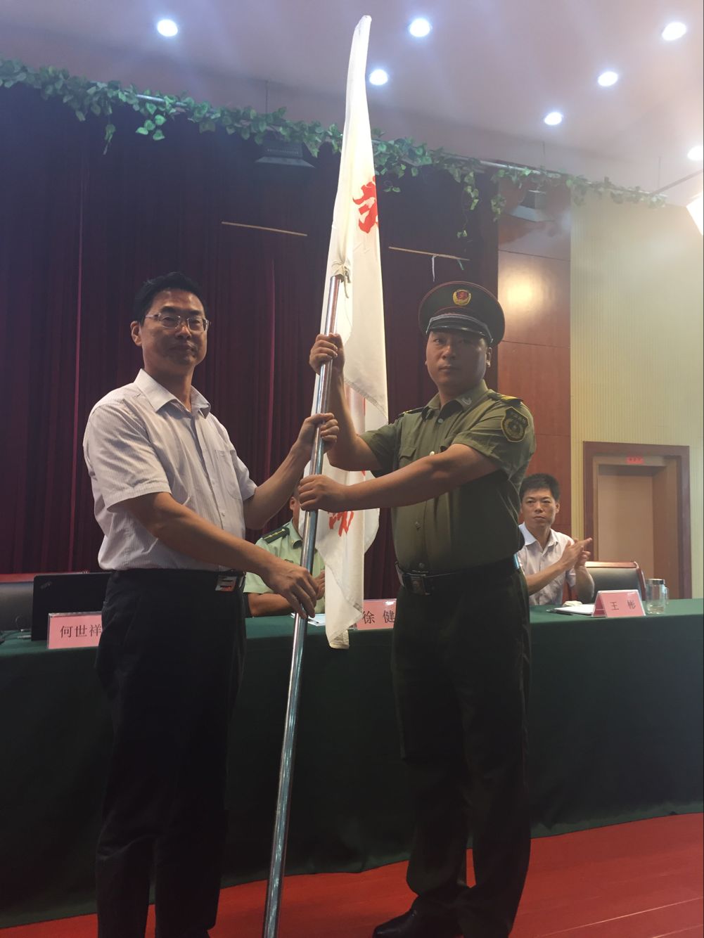 我校隆重召開2016年新生軍訓(xùn)動員大會